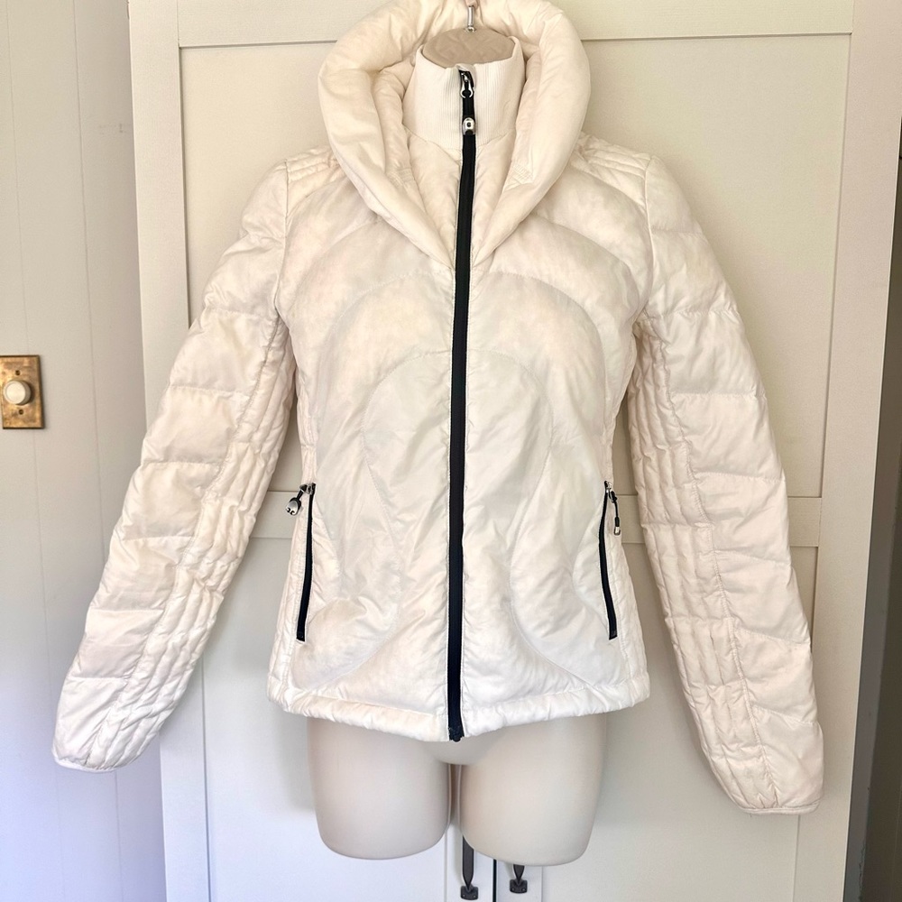 Lululemon puffy down coat size 2